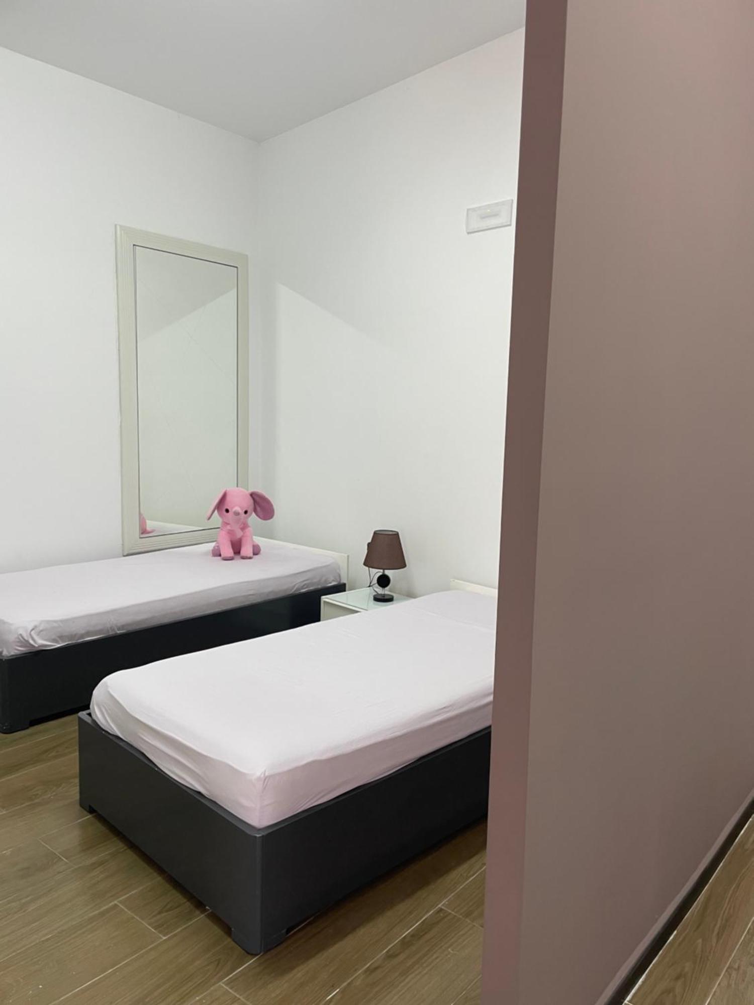 Gold Apartament Avlonya Dış mekan fotoğraf